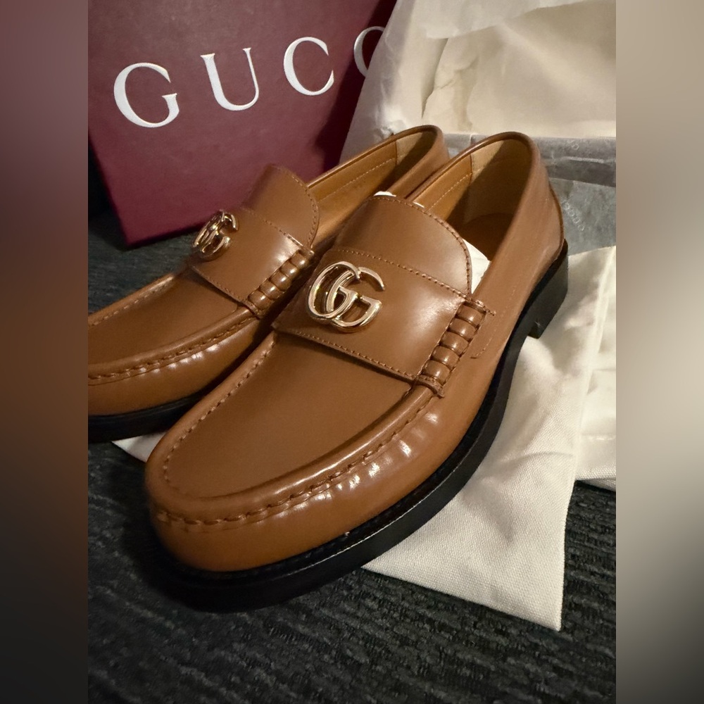 Gucci Women’s Marmont GG Leather Loafers NIB